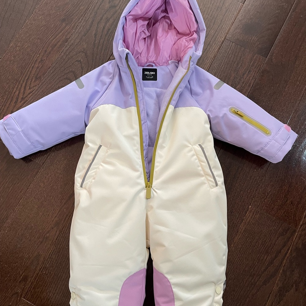 Zara Purple and White Puffer Jacket. Never worn